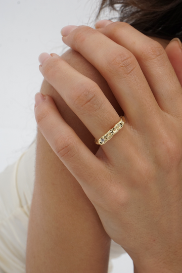 The Fringe Ring Square Gold – Fleur Kassels